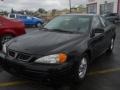 2001 Black Pontiac Grand Am SE Sedan  photo #1