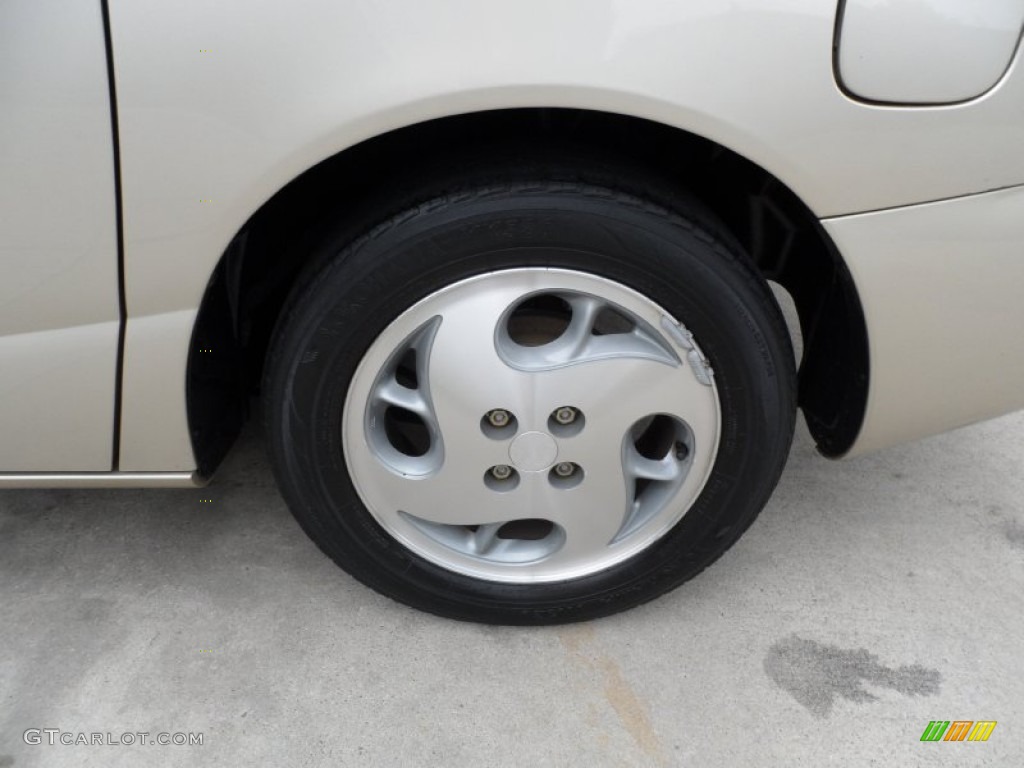 2002 Saturn S Series SC2 Coupe Wheel Photo #63763515