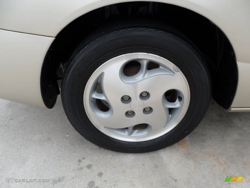 2002 Saturn S Series SC2 Coupe Wheel Photo #63763522