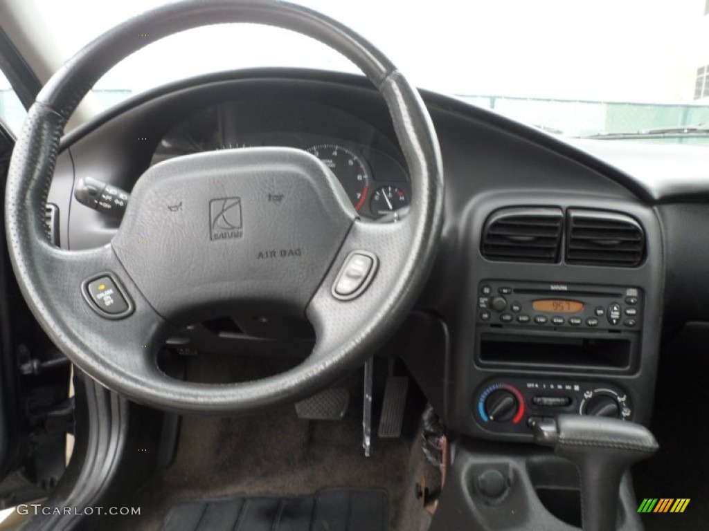 2002 Saturn S Series SC2 Coupe Black Dashboard Photo #63763649