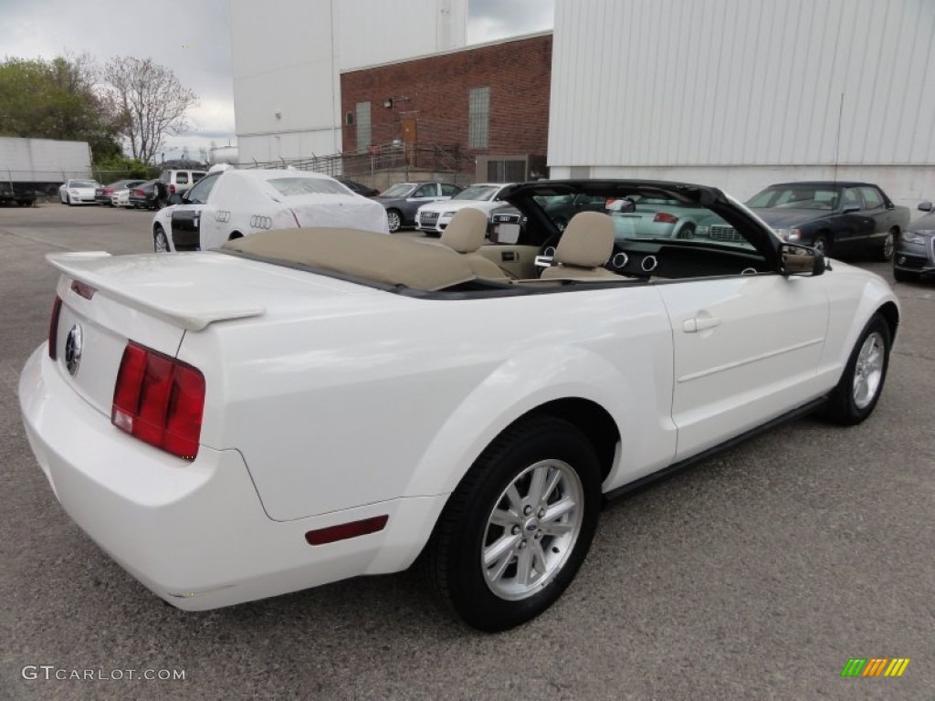 2007 Mustang V6 Deluxe Convertible - Performance White / Medium Parchment photo #9