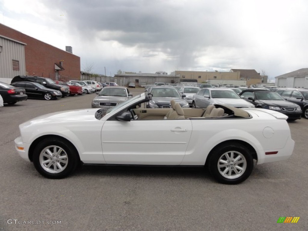 2007 Mustang V6 Deluxe Convertible - Performance White / Medium Parchment photo #12
