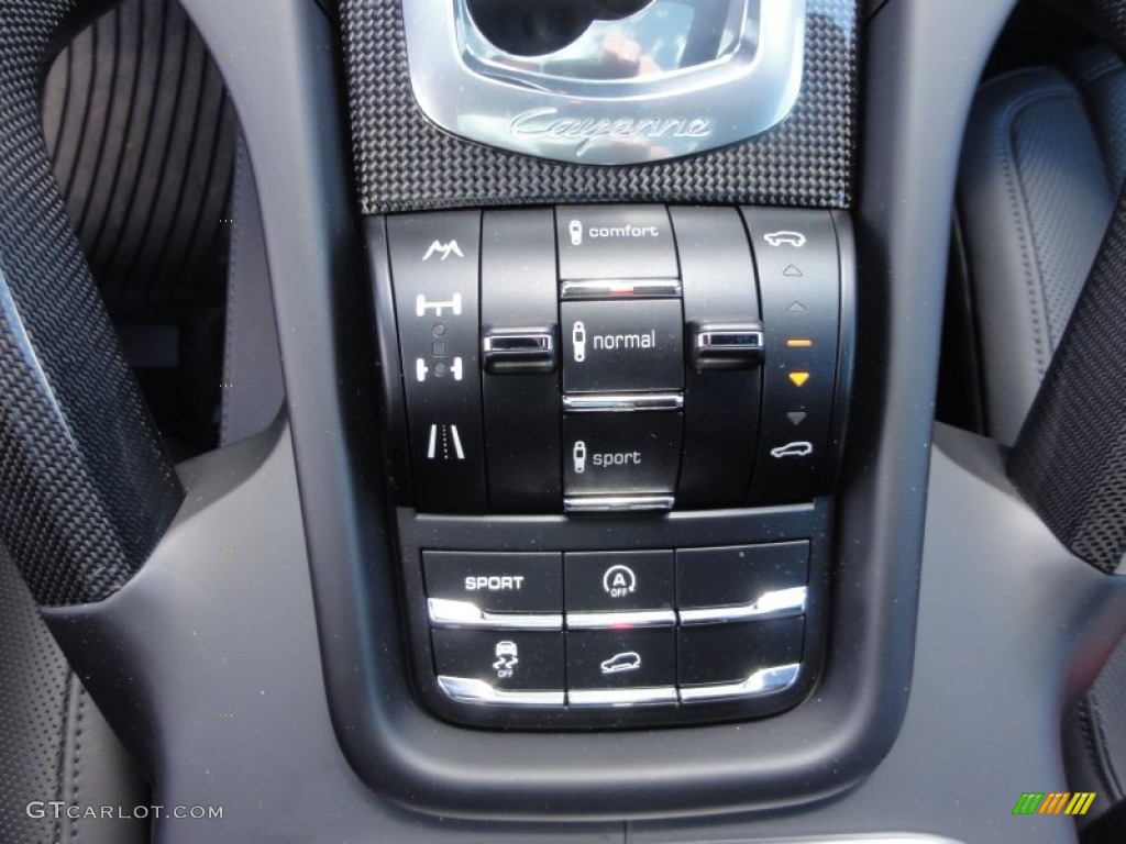 2012 Porsche Cayenne Turbo Controls Photo #63766932