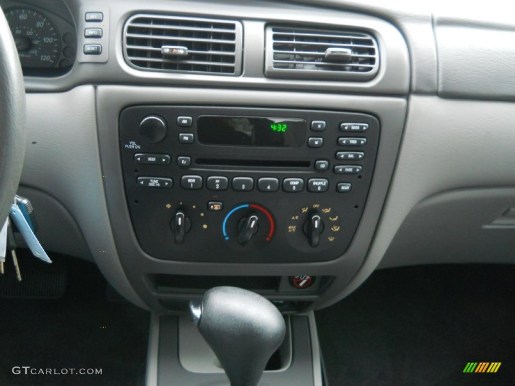 2005 Taurus SE - Silver Frost Metallic / Medium/Dark Flint photo #5