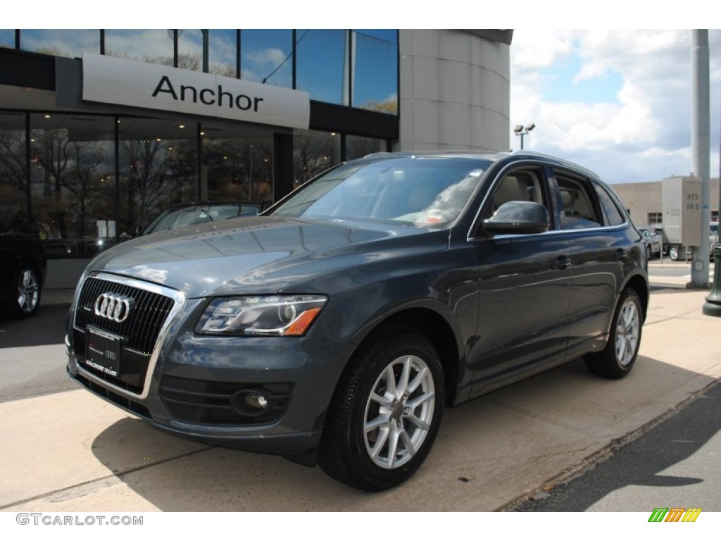 2009 Q5 3.2 Premium quattro - Meteor Gray Pearl Effect / Light Gray photo #1