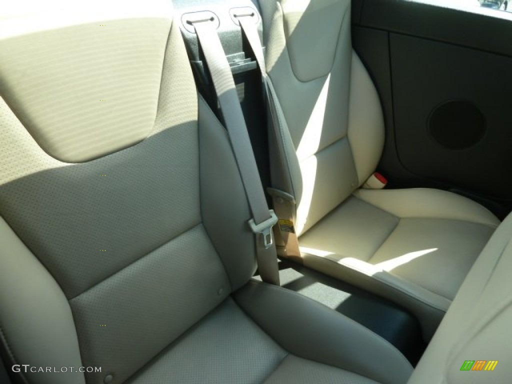 2006 G6 GT Convertible - Ivory White / Light Taupe photo #15
