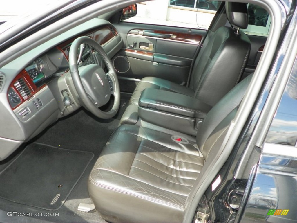 Black Interior 2009 Lincoln Town Car Executive L Photo #63772365