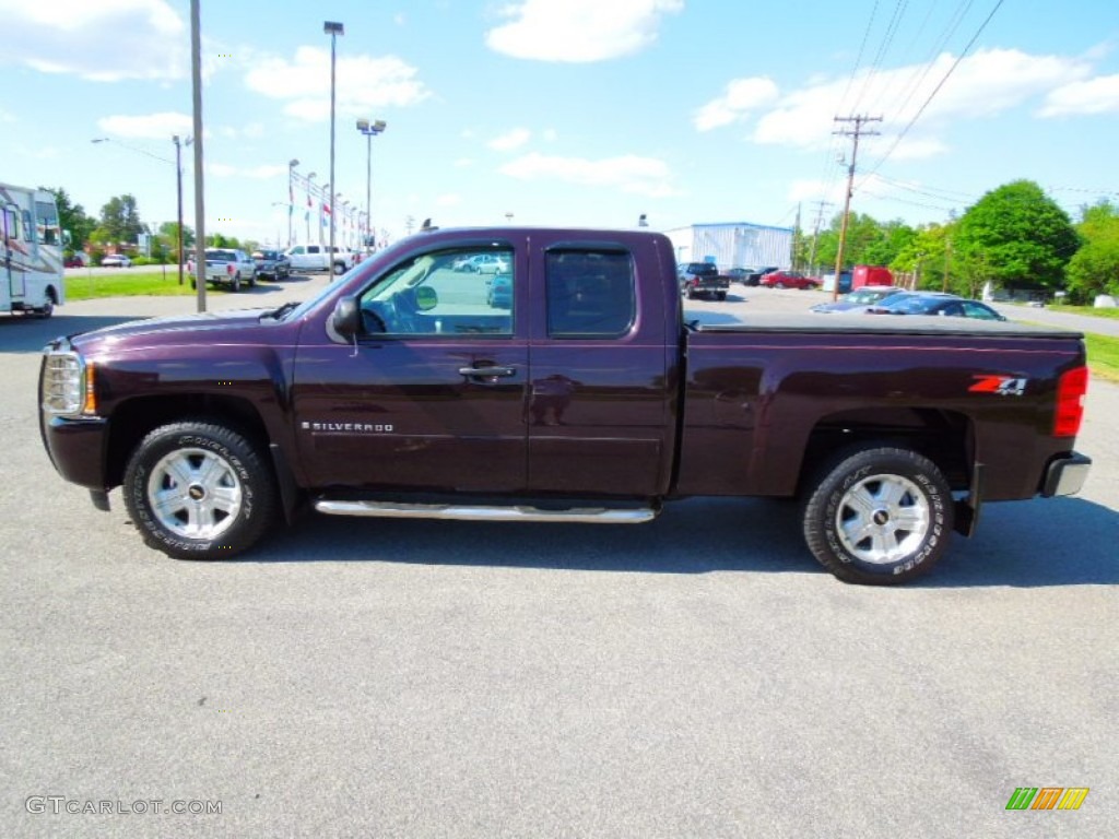 2008 Silverado 1500 LT Extended Cab 4x4 - Dark Cherry Metallic / Ebony photo #4