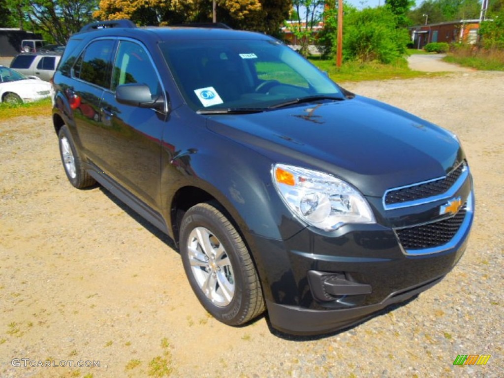 Ashen Gray Metallic Chevrolet Equinox