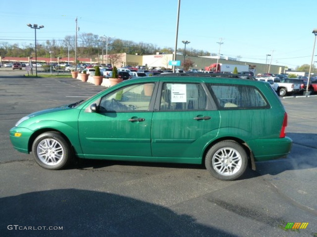 Grabber Green Metallic 2002 Ford Focus SE Wagon Exterior Photo #63776023