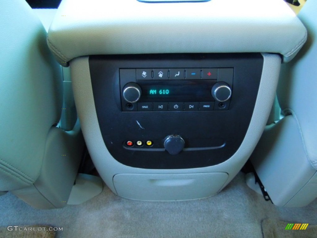 2008 Tahoe LT - Summit White / Light Titanium/Dark Titanium photo #17