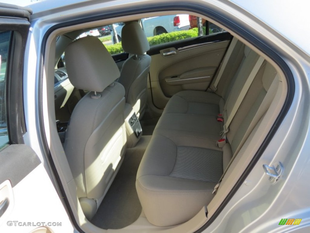 2012 300  - Bright Silver Metallic / Black/Light Frost Beige photo #7