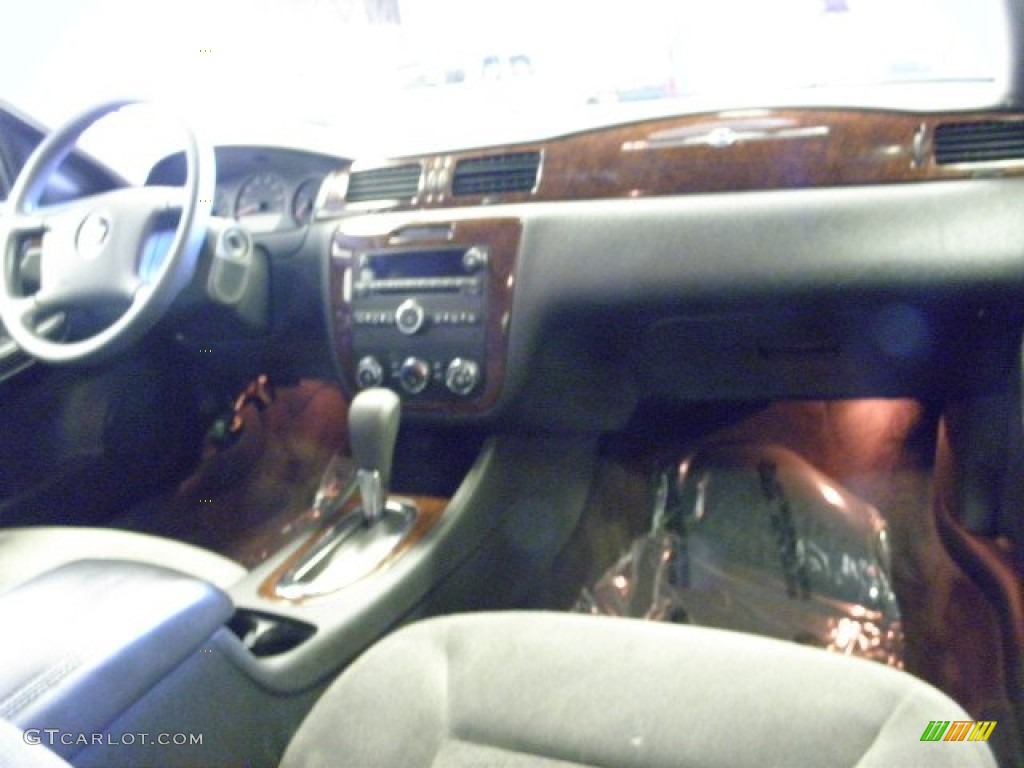 2011 Impala LS - Imperial Blue Metallic / Ebony photo #22