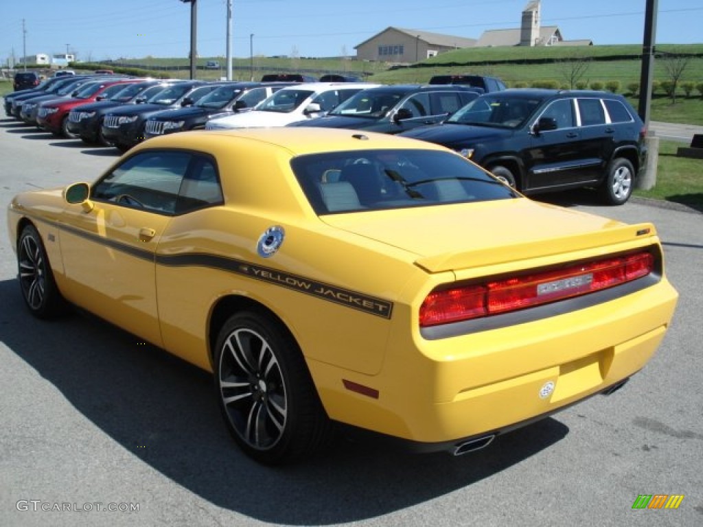 2012 Challenger SRT8 Yellow Jacket - Stinger Yellow / Dark Slate Gray photo #6