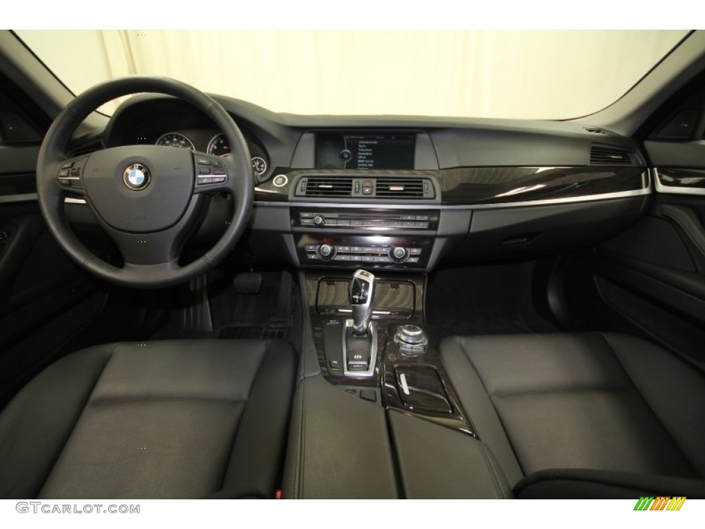 2011 5 Series 535i Sedan - Dark Graphite Metallic / Black photo #4