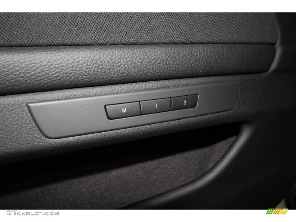 2011 5 Series 535i Sedan - Dark Graphite Metallic / Black photo #19