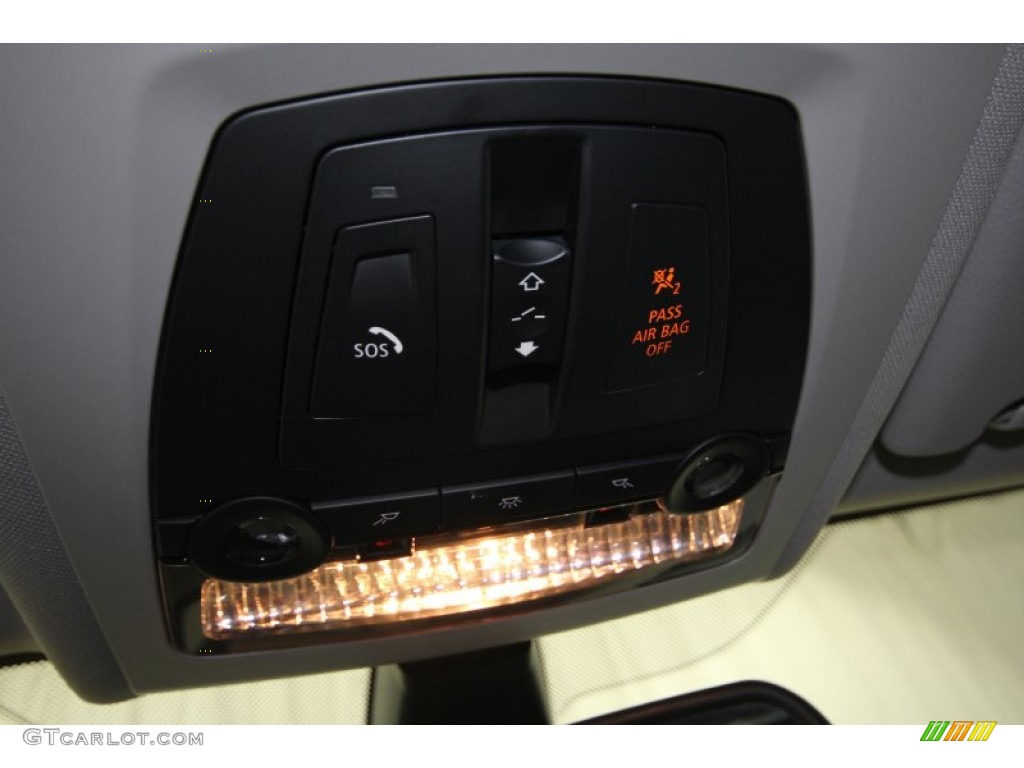 2011 5 Series 535i Sedan - Dark Graphite Metallic / Black photo #22