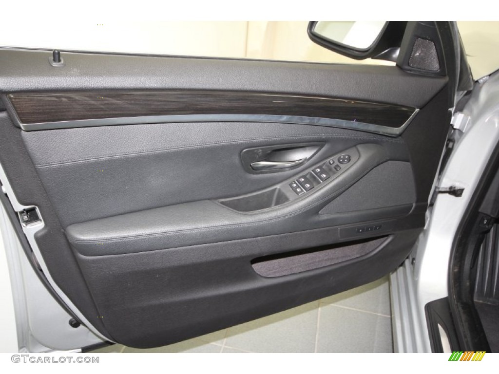 2011 5 Series 550i Sedan - Titanium Silver Metallic / Black photo #17