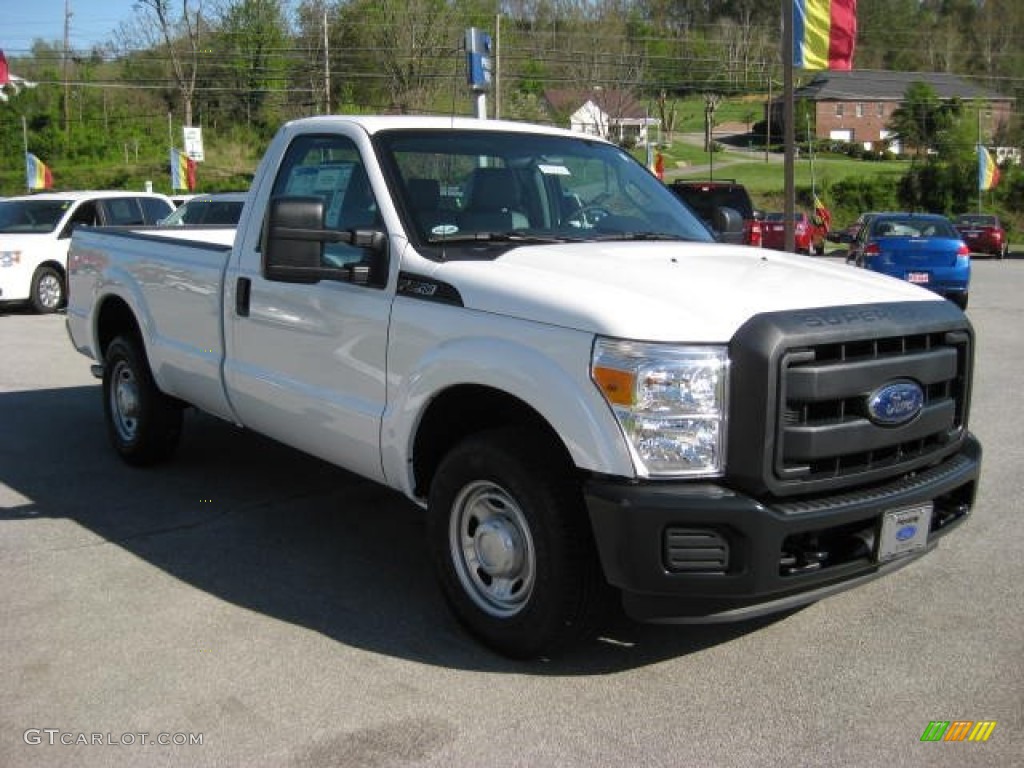 2012 F250 Super Duty XL Regular Cab - Oxford White / Steel photo #4