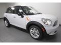 Light White - Cooper Countryman Photo No. 6