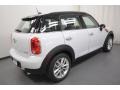 Light White - Cooper Countryman Photo No. 7
