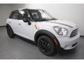 Light White - Cooper Countryman Photo No. 6