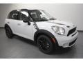 Light White - Cooper S Countryman Photo No. 1
