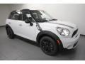 Light White - Cooper S Countryman Photo No. 6