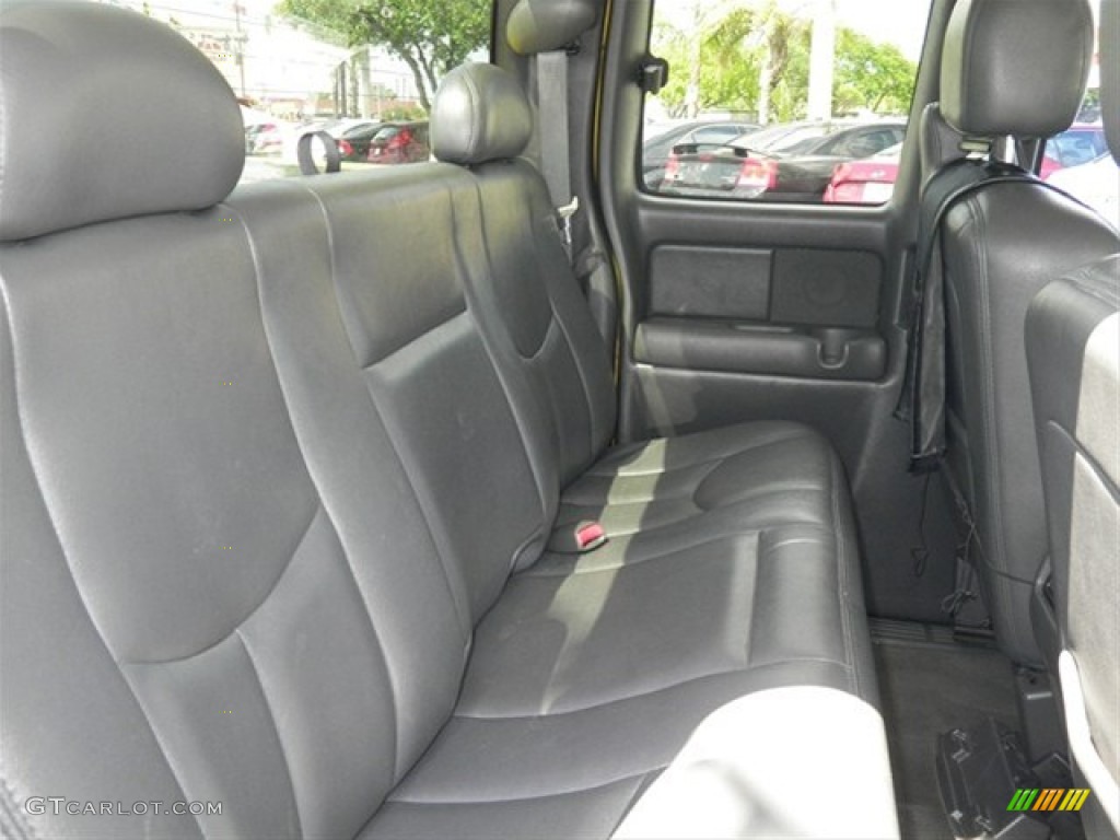 2003 Silverado 1500 LS Extended Cab - Wheatland Yellow / Dark Charcoal photo #16