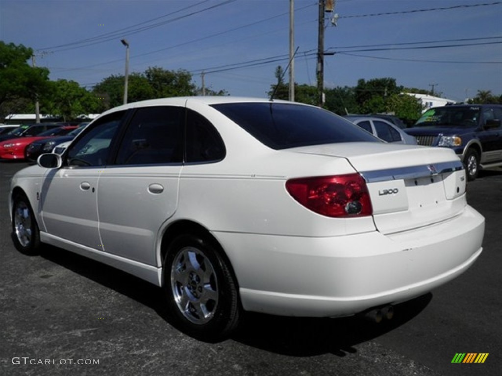 2005 L Series L300 Sedan - Cream White / Tan photo #7