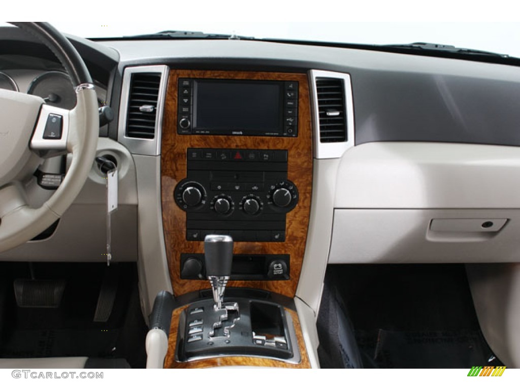 2008 Grand Cherokee Limited 4x4 - Stone White / Dark Slate Gray/Light Graystone photo #9