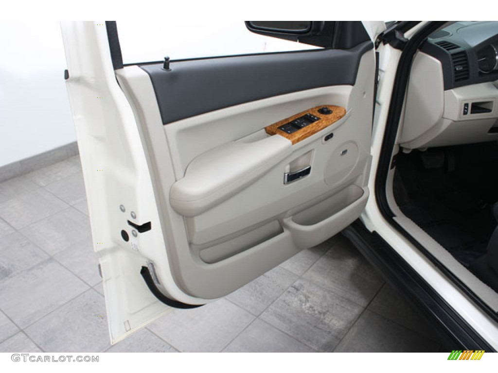 2008 Grand Cherokee Limited 4x4 - Stone White / Dark Slate Gray/Light Graystone photo #16