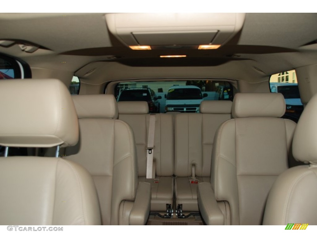 2010 Tahoe LTZ 4x4 - White Diamond Tricoat / Light Cashmere/Dark Cashmere photo #30