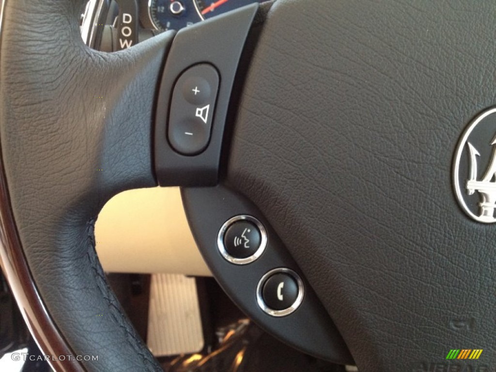 2012 Maserati Quattroporte S Controls Photo #63805835