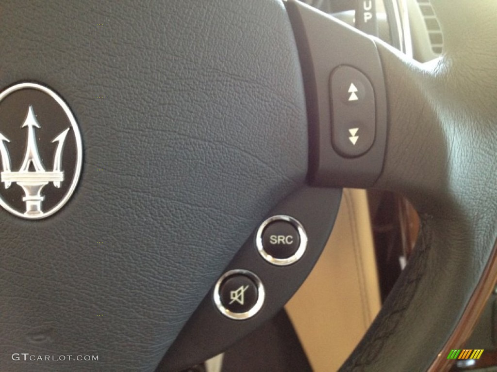 2012 Maserati Quattroporte S Controls Photo #63805842