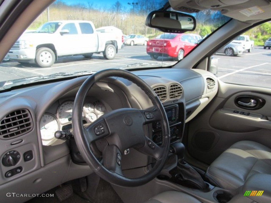 2004 Rainier CXL AWD - Black / Medium Pewter photo #11