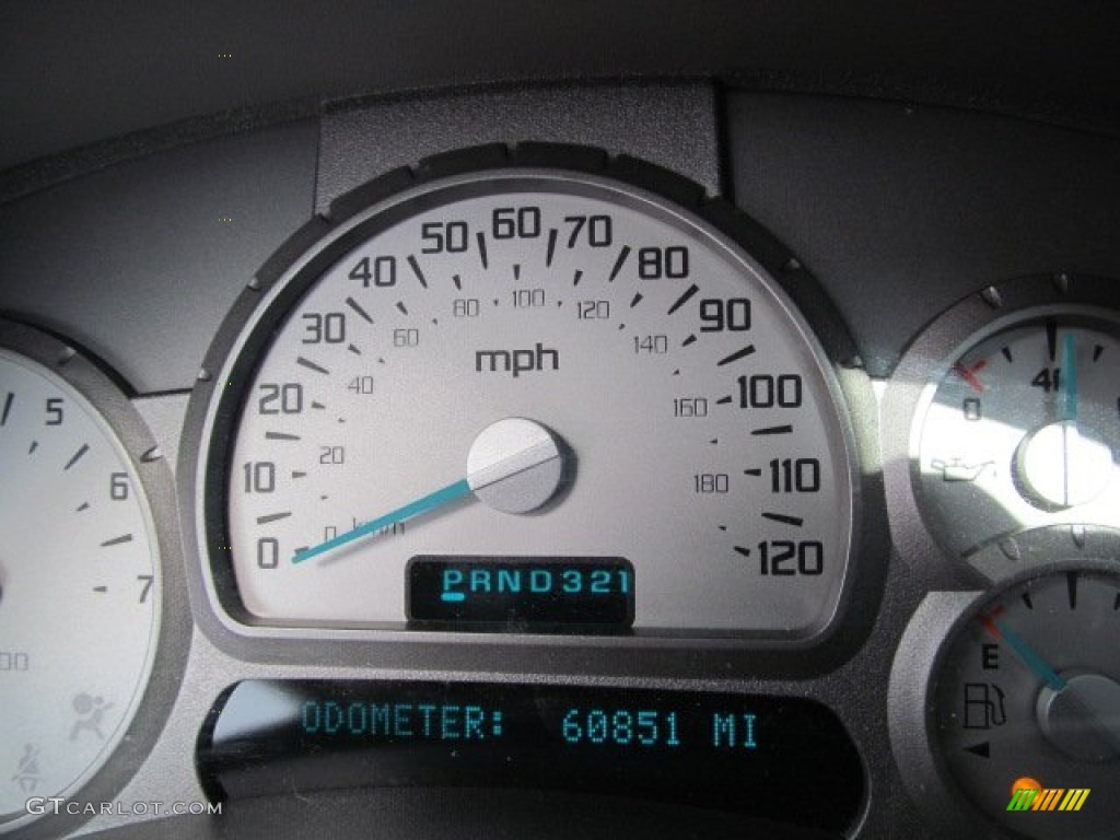 2004 Rainier CXL AWD - Black / Medium Pewter photo #25