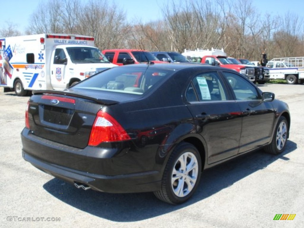 2012 Fusion SE - Tuxedo Black Metallic / Medium Light Stone photo #8