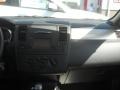 Super Black - Versa 1.8 S Hatchback Photo No. 13