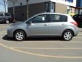 Magnetic Gray - Versa 1.8 SL Hatchback Photo No. 5