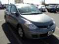 Magnetic Gray - Versa 1.8 SL Hatchback Photo No. 8