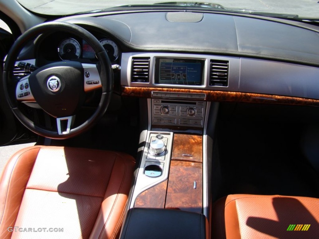 2009 XF Premium Luxury - Ultimate Black Metallic / Spice/Charcoal photo #15