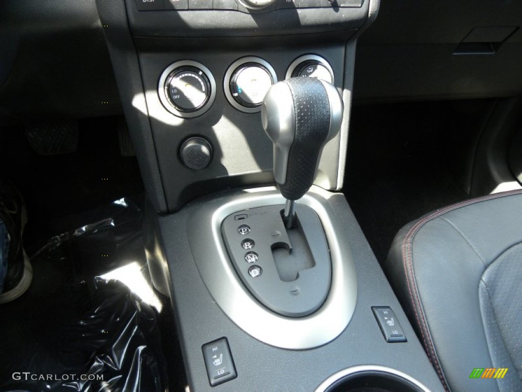 2009 Rogue SL AWD - Phantom White / Black photo #20