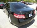 Black - Camry LE Photo No. 15