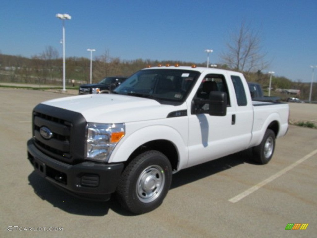 2012 F350 Super Duty XL SuperCab - Oxford White / Steel photo #7