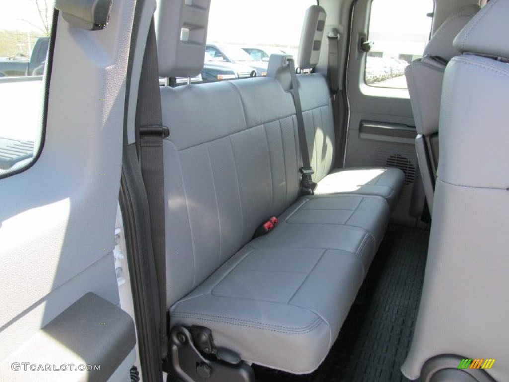 2012 F350 Super Duty XL SuperCab - Oxford White / Steel photo #14