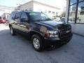 Black - Suburban 1500 LT 4x4 Photo No. 4