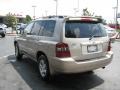Sonora Gold Pearl - Highlander  Photo No. 4