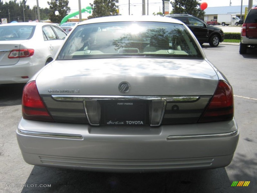 2006 Grand Marquis LS Ultimate - Silver Birch Metallic / Medium Light Stone photo #7