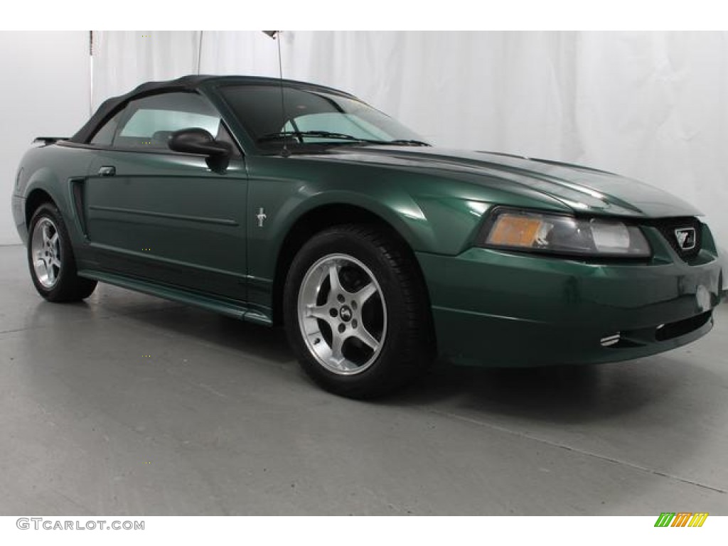 2001 Mustang V6 Convertible - Tropic Green metallic / Medium Graphite photo #6